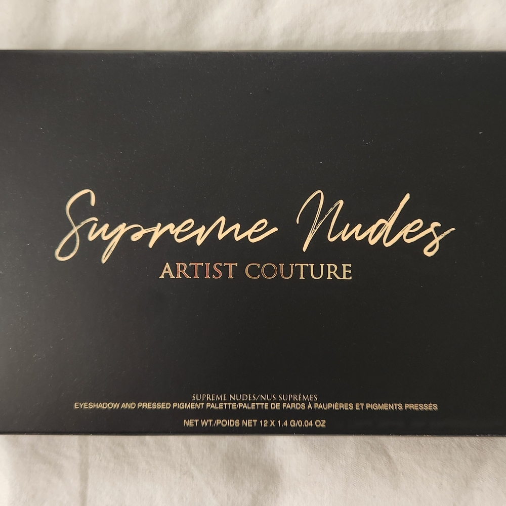 Supreme Nudes Artist Couture Eyeshadow Palette - Black & Gold